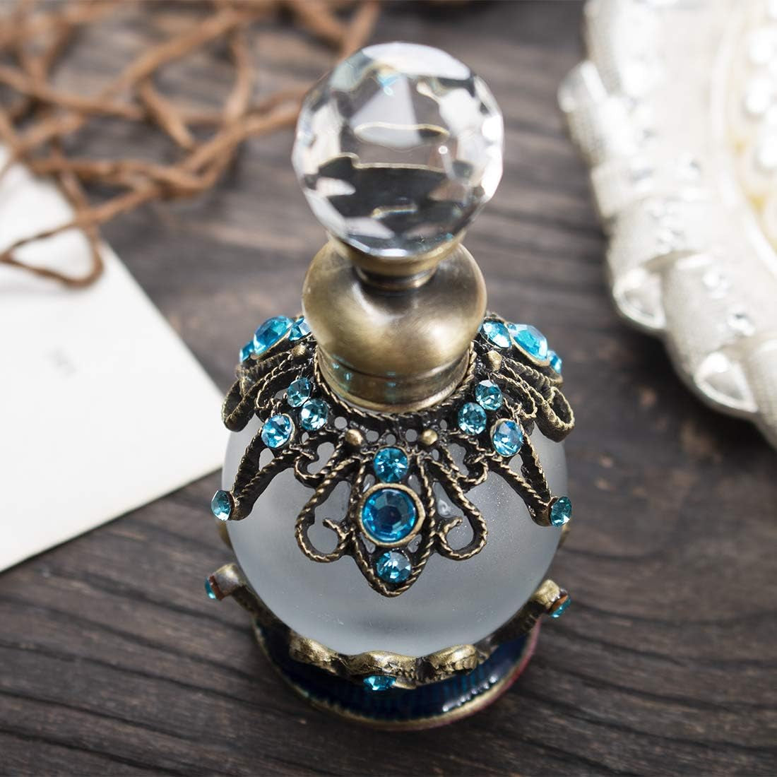 15ml Vintage Crystal Glass Perfume Bottle - Refillable Jeweled Vial with Rhinestone Embellishments, Elegant Decorative Vanity Accent, Portable Gift-Ready Collectible