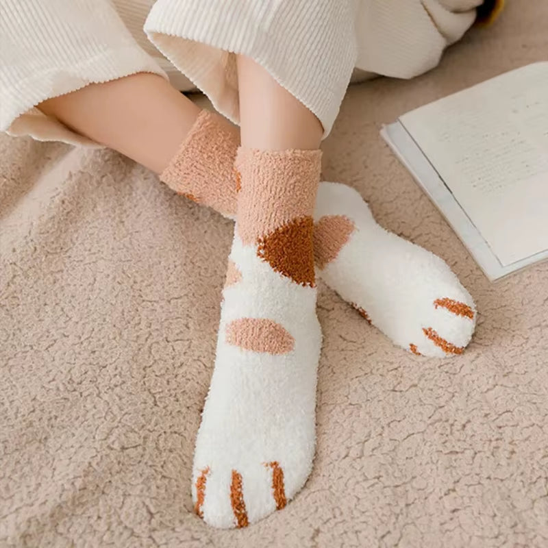 Women's Plush Cotton Socks with Cute Animal Paw Cartoon Design for Comfortable Home and Sleep Wear