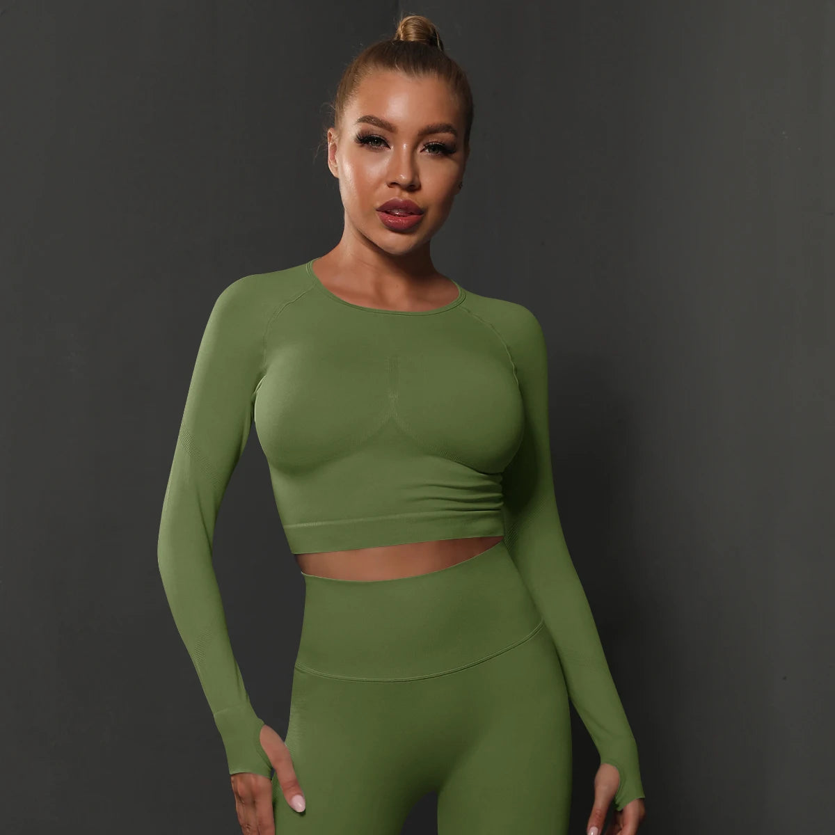 Women's Long Sleeve Yoga Top - Seamless Activewear for Fitness and Gym Workouts