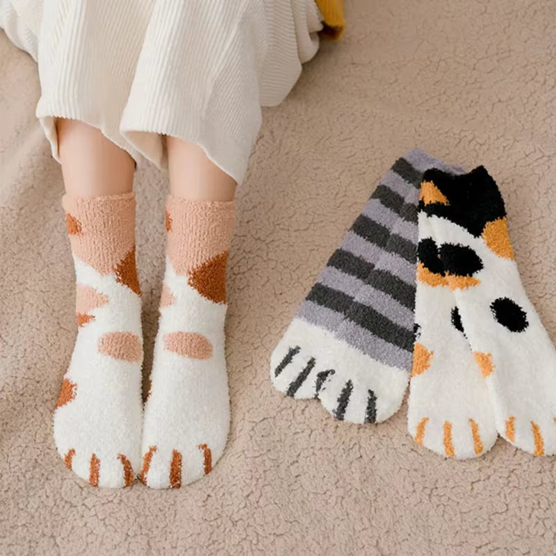 Women's Plush Cotton Socks with Cute Animal Paw Cartoon Design for Comfortable Home and Sleep Wear